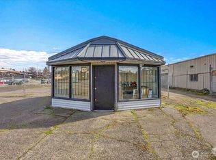 9808 17th Ave SW, Seattle, WA 98106
