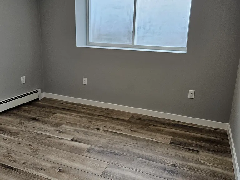32 Irving St #B — Photo 10