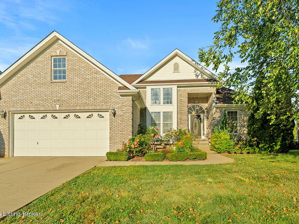 1st image of 135 Blossom Cir