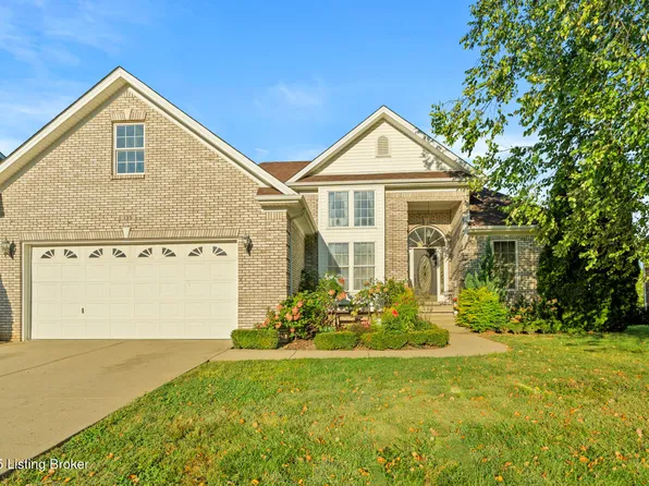 135 Blossom Cir, Shelbyville, KY 40065