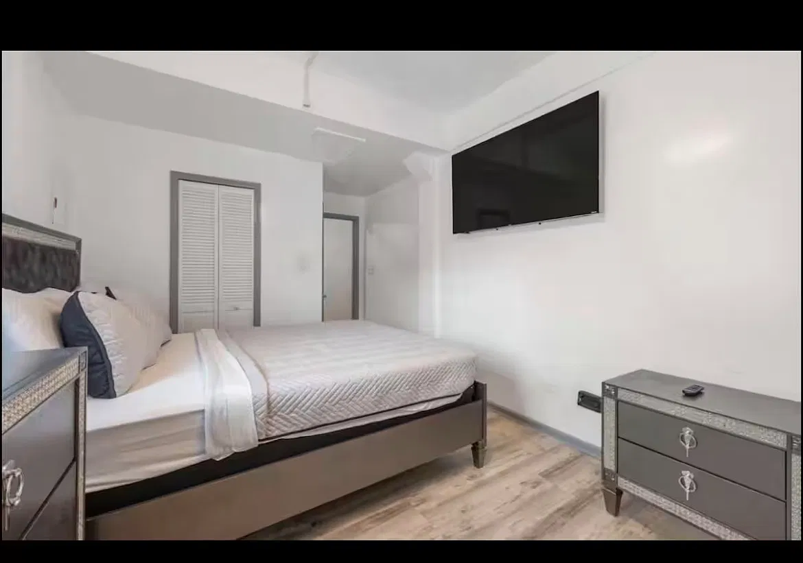 2 bed, 1200 sqft, $2,100 — Photo 3