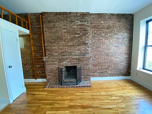Rented by Harris Philip NYC | media 5