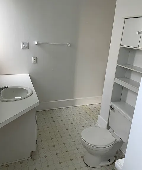 410 E End Ave #1 — Photo 11