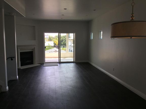 Living area/balcony