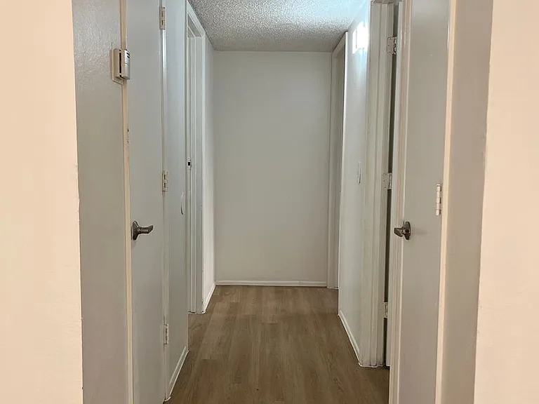 Catalina View Apartments — Photo 97