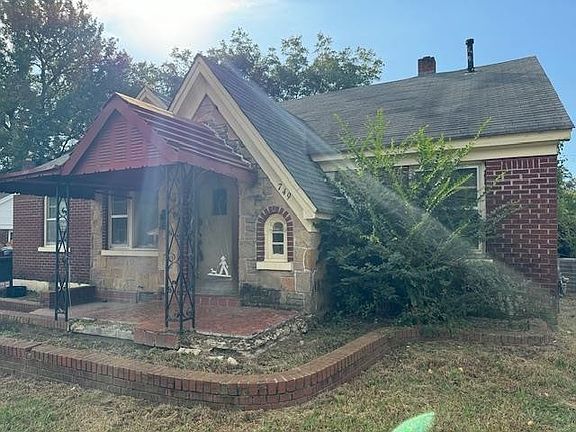 4th image of 749 Dunn Ave