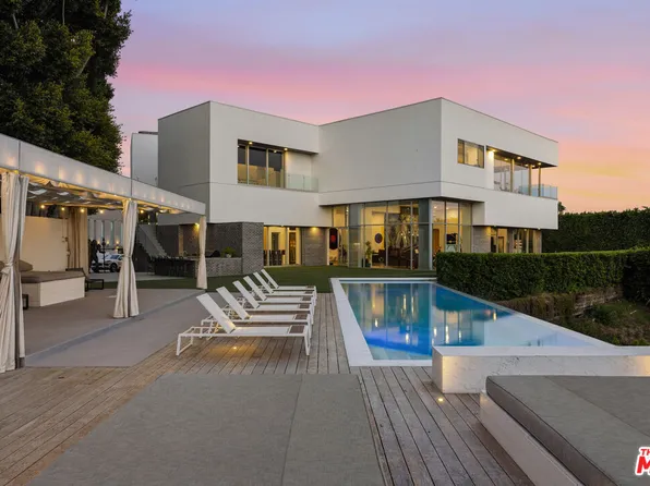 9362 Nightingale Dr, Los Angeles, CA 90069
