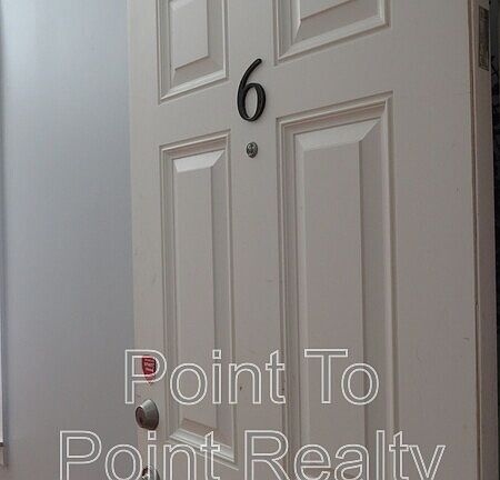 2nd image of 1935 San Marco Blvd #6