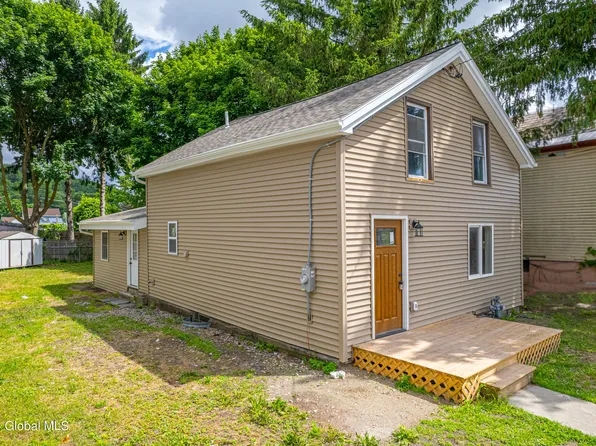 25 Taylor Street, Fort Edward, NY 12828