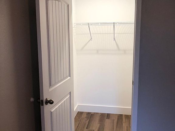 5th image of 4007 Beebe Dr #4007