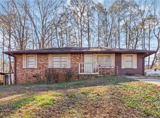 6116 Park Dr, Forest Park, GA 30297