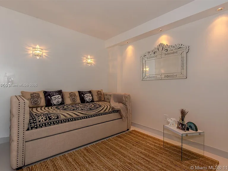 19390 Collins Ave #1121 — Photo 22