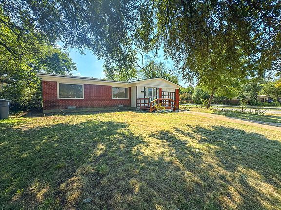 3rd image of 10804 Dunaway Dr