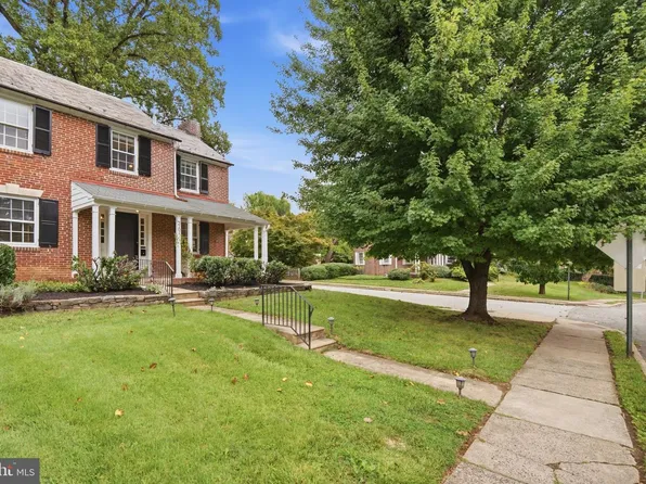 2101 Chestnut Ave, Ardmore, PA 19003