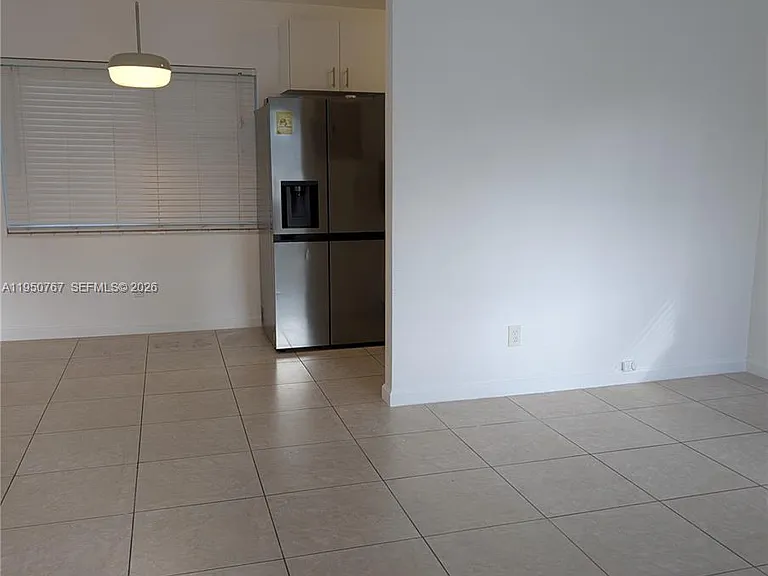 1585 NE 125th St #8 — Photo 1