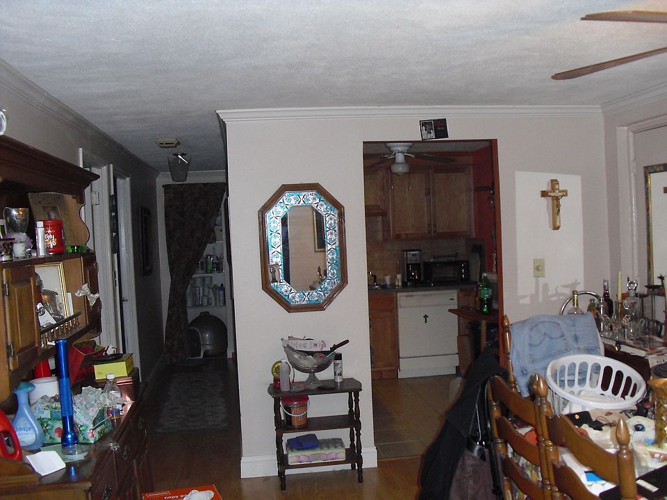 1st image of 215 Winter St APT 1M