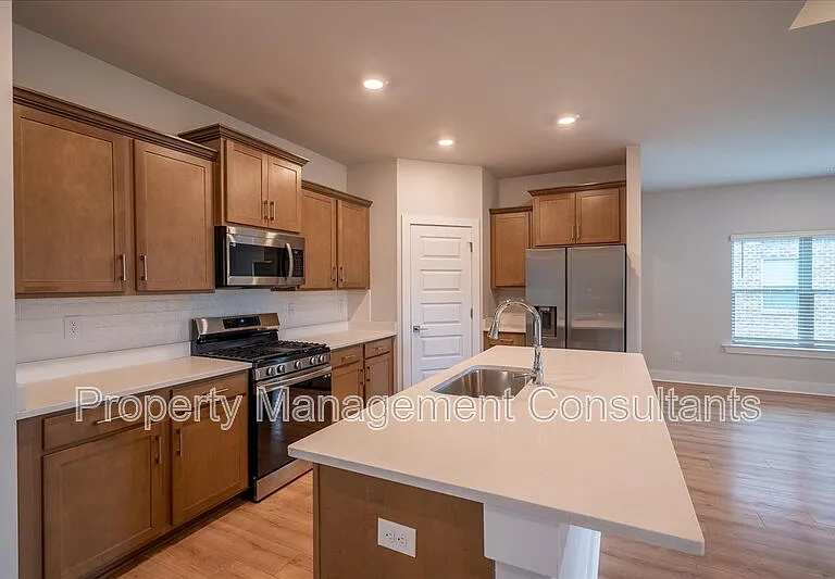 14872 Demarie Ln — Photo 11