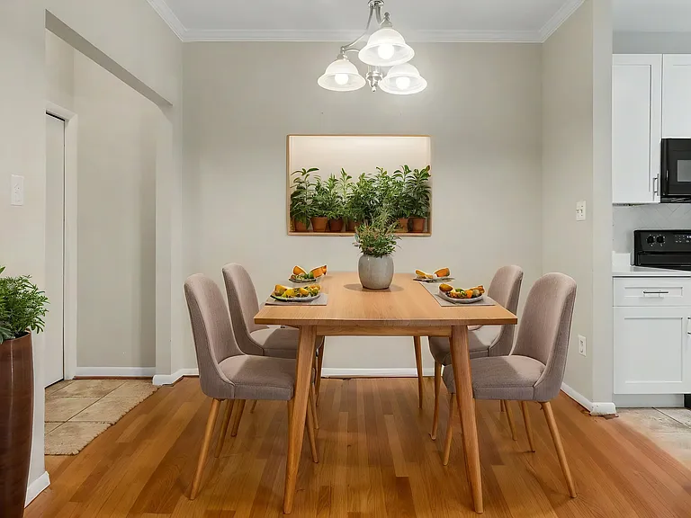 10225 Cove Ledge Ct — Photo 16