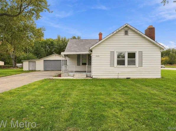 31245 Beverly Rd, Romulus, MI 48174