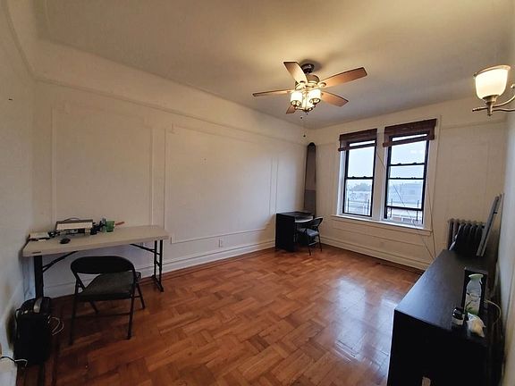 2nd image of 601 40th St #C19