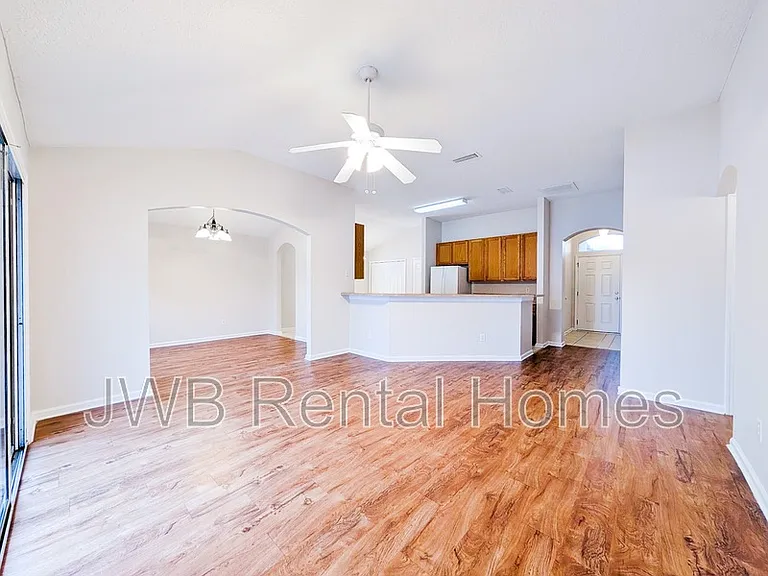 893 Oak Arbor Cir — Photo 5