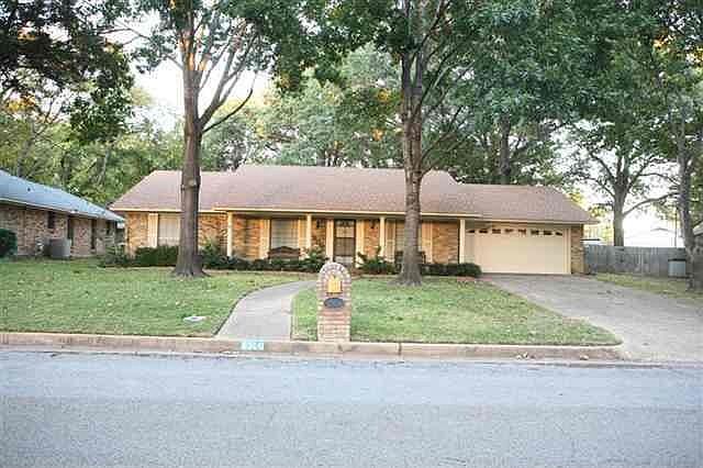 1st image of 8300 Oxford Dr