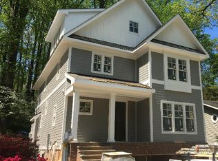 2320 N Vernon St, Arlington, VA 22207