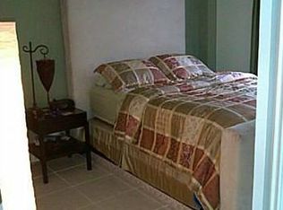 400 Palm Cir W APT 102, Hollywood, FL 33025