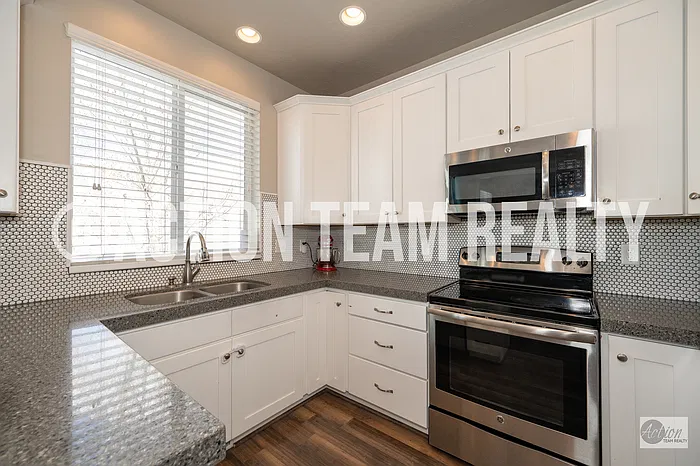 794 W Star Spangled Dr — Photo 11
