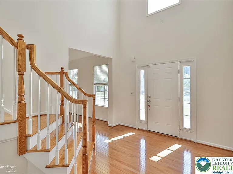 2784 Clark Pl — Photo 7