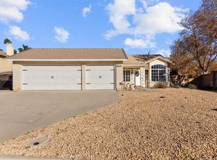 2708 W Buena Vista Dr, Rialto, CA 92377