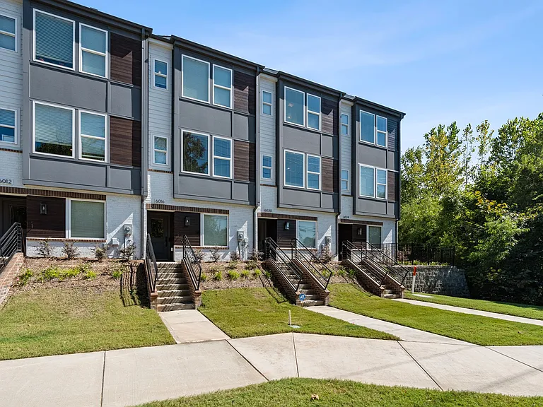 6020 Irwins Branch Dr — Photo 24