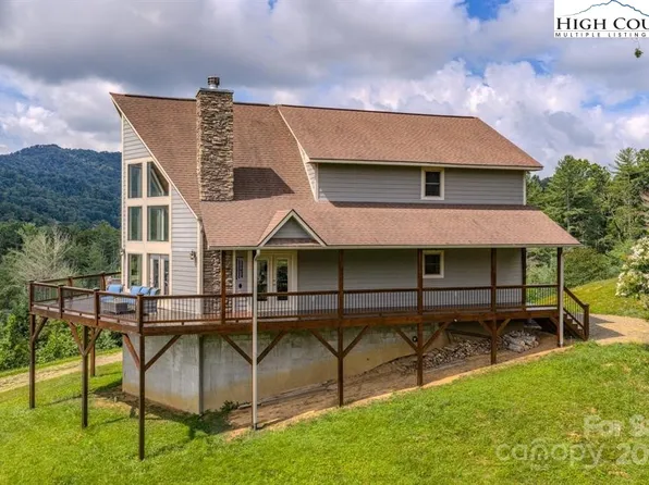 27 Country Beech Lane, Burnsville, NC 28714