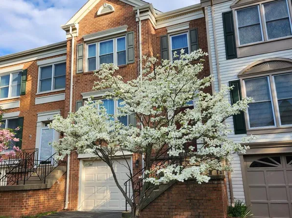 5140 Winding Woods Dr, Centreville, VA 20120