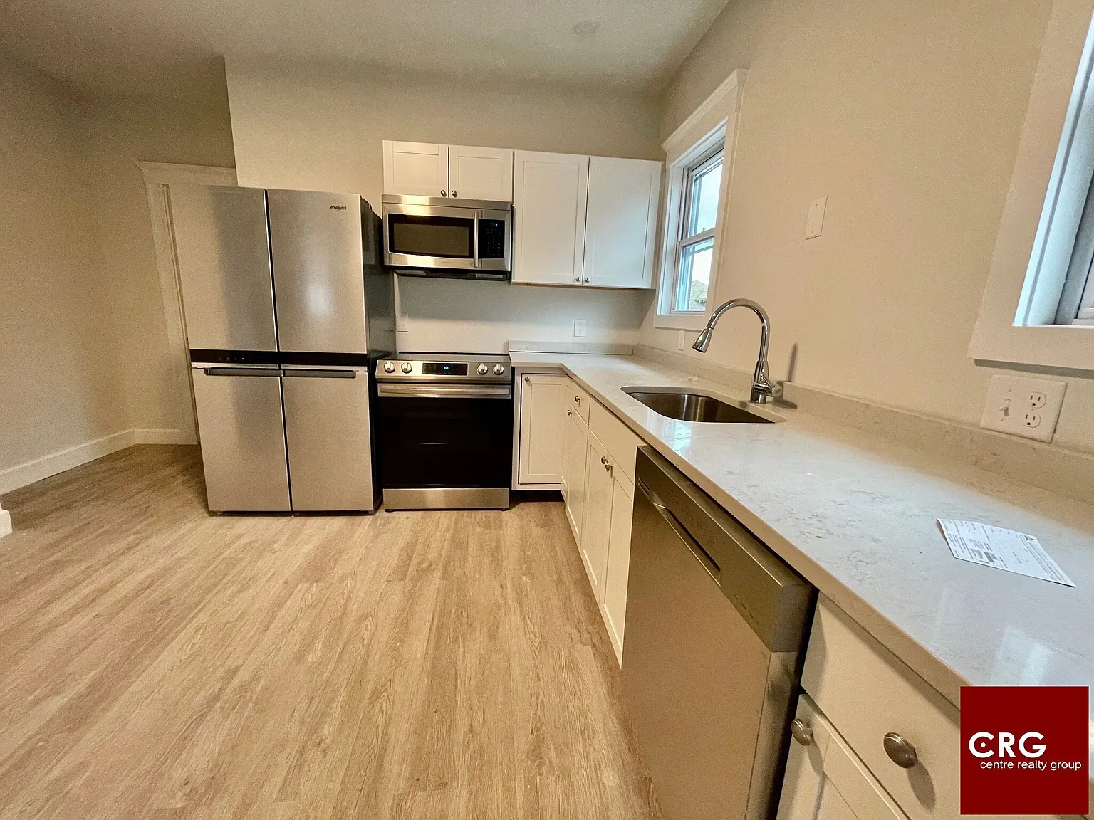 4 bed, 1.5 bath, 1100 sqft, $5,700 — Photo 3