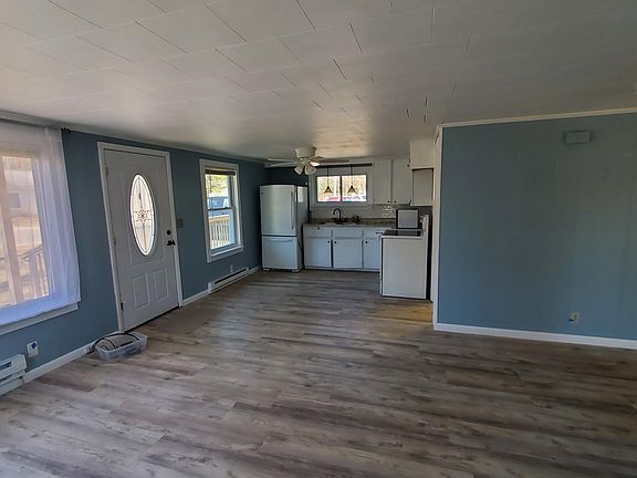 4th image of 110 Oakwood Ave