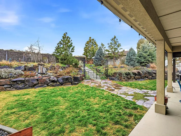 477 Heritage Hills Dr — Photo 42