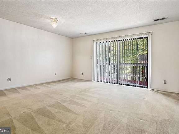 5th image of 4301 12th St SE