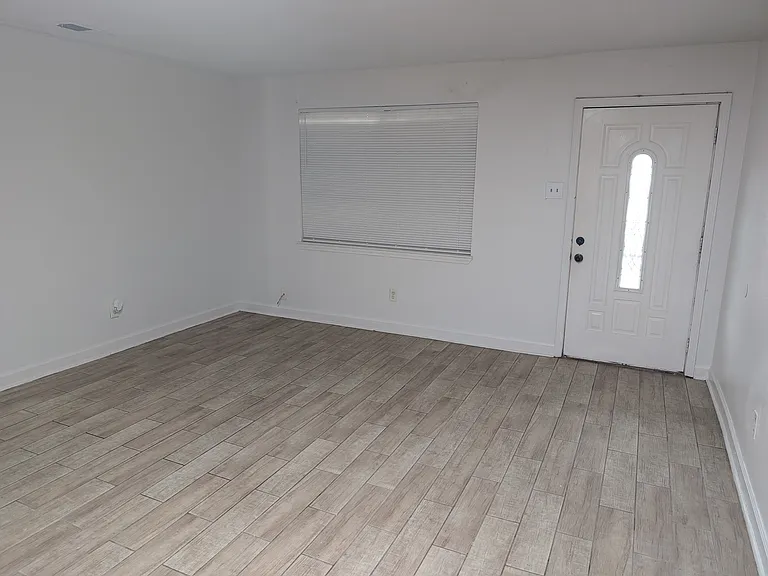 7732 Dorsett Dr #7732 — Photo 13
