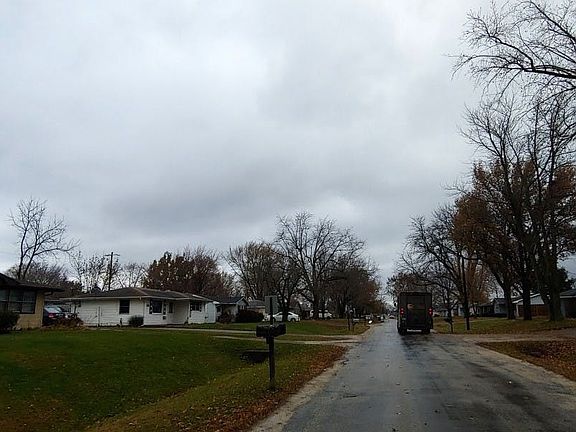 5th image of 2417 12th St