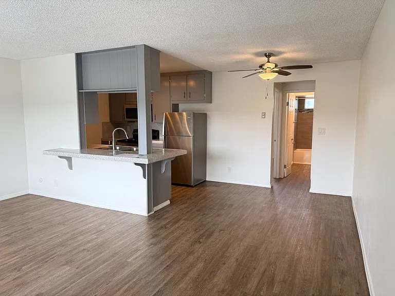 4247 Montalvo St — Photo 4