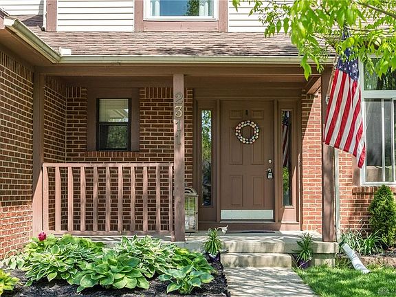 3rd image of 2311 Windsong Ct