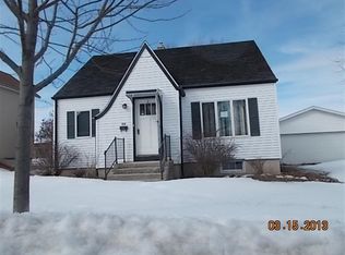 809 State St, Algoma, WI 54201