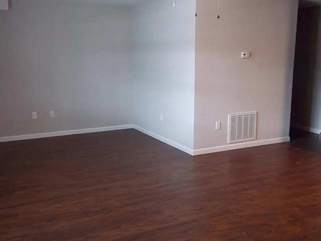 20 Fairfield St #6 — Photo 8