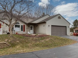 3123 Northern Valley Dr NE, Rochester, MN 55906