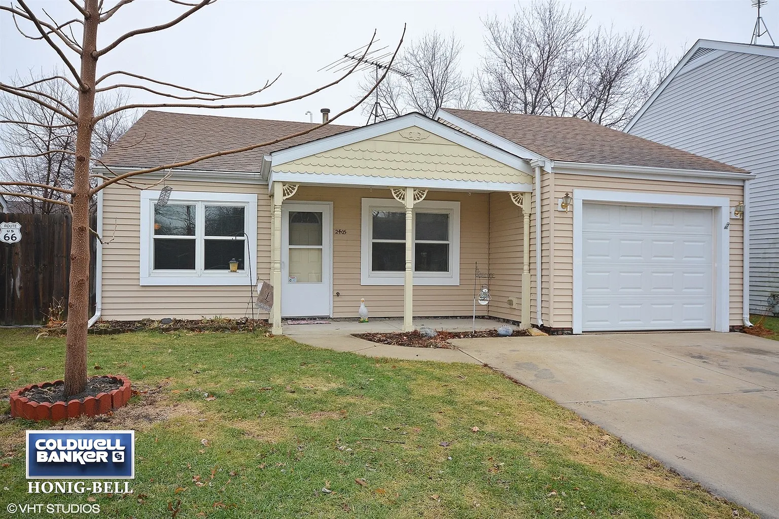 2405 Goldenrod Ct photo 1