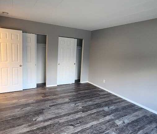 4th image of 1751 Gilsey Ave #8