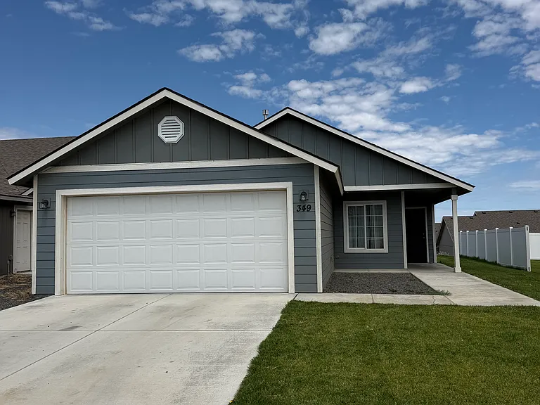 349 Cartwright Ave — Photo 1