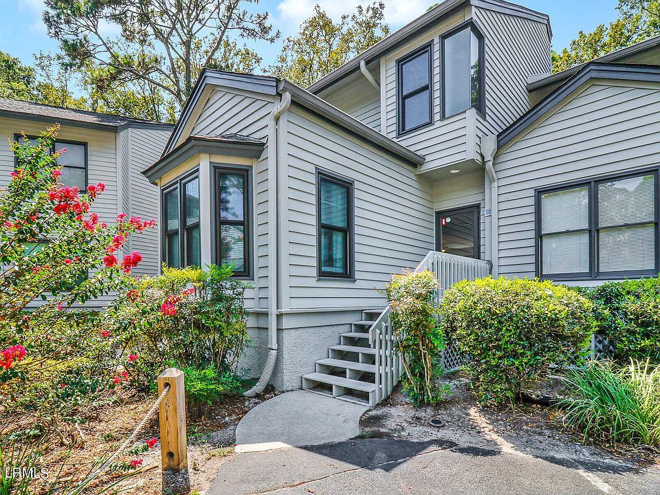 1st image of 19 Lemoyne Avenue #98