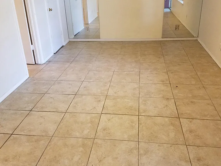 11130 Stratford Dr #306 — Photo 4